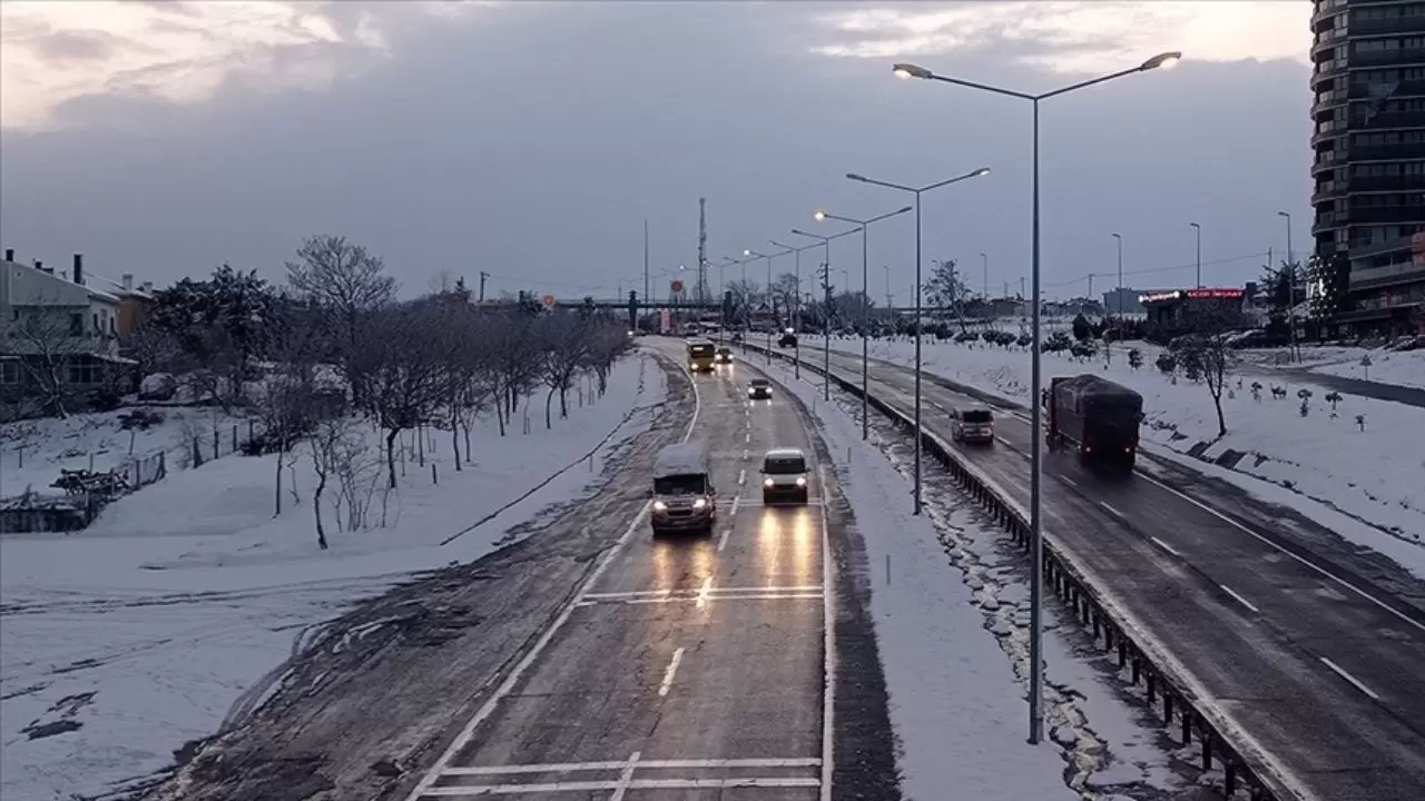 Hava bir anda değişiyor! Meteoroloji uyardı: Yağmur, kar, sis kapıda 1