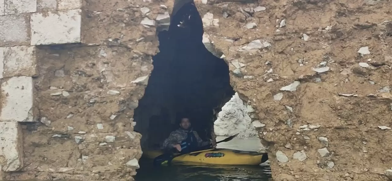 Yusufeli Barajı'nda kanoyla kale gezisi! 3