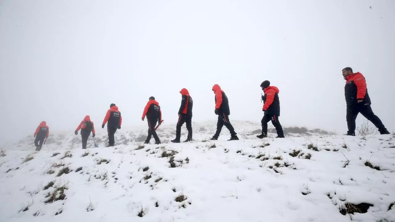 1900 rakımda hayat kurtarma sınavı: AFAD’dan nefes kesen tatbikat 13