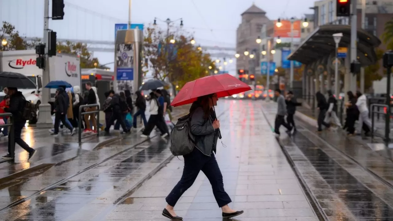 Atmosferik nehir fırtınası San Francisco’yu vurdu: Günlük hayat durdu 6