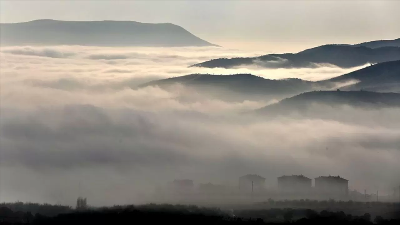 Meteoroloji uyardı! Türkiye genelinde kuvvetli sağanak ve sis geliyor 6
