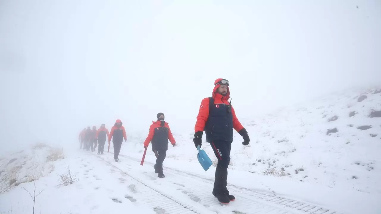 1900 rakımda hayat kurtarma sınavı: AFAD’dan nefes kesen tatbikat 4