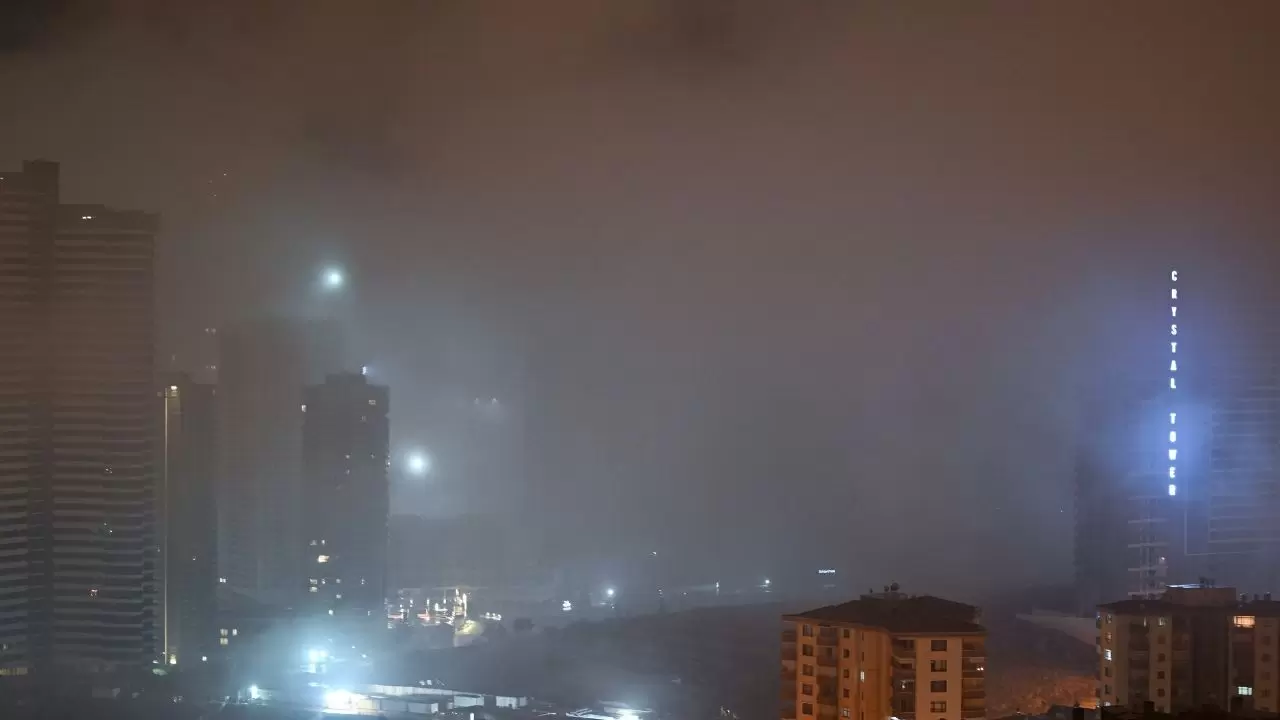 Ankara’da sis kabusu! Çankaya’nın yüksek kesimleri gece görünmez oldu 4