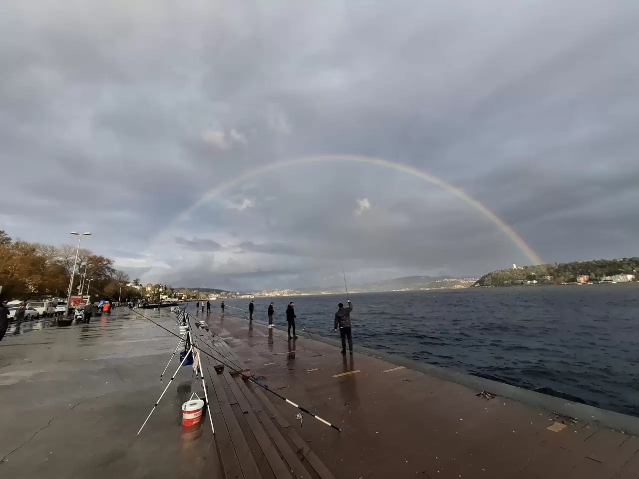 İstanbul Boğazı’nda gökkuşağı sürprizi 2