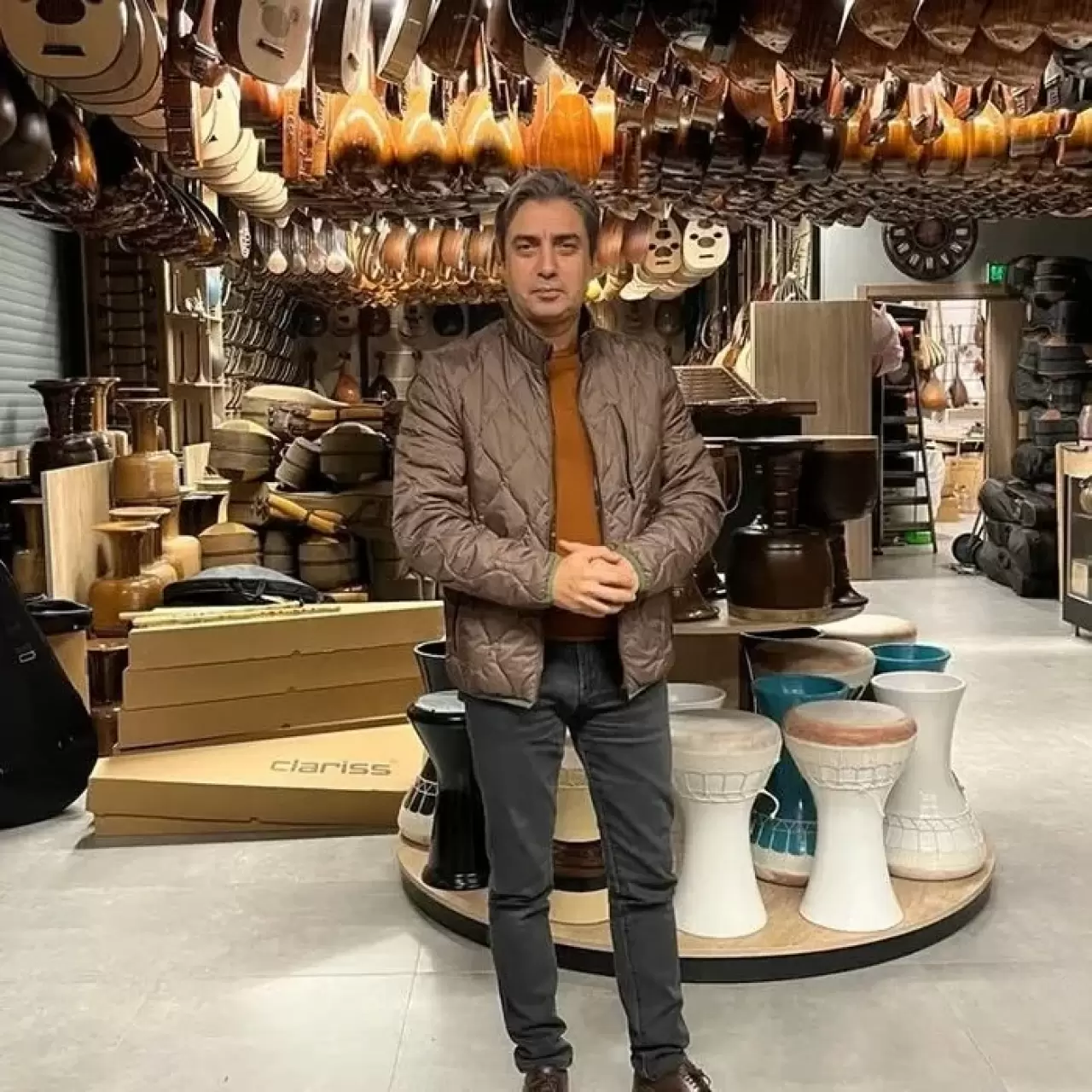 Kurtlar Vadisi'nin Polat Alemdar'ı yıllar sonra ortaya çıktı! Necati Şaşmaz’ın çocuklarını gören şoke oldu 1