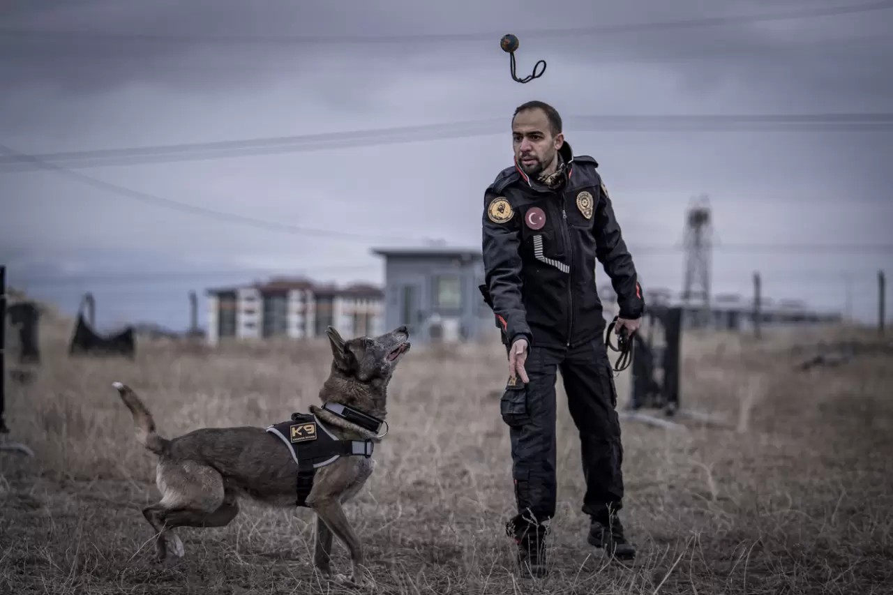 Sessiz kahraman Melo: 8 yılda 160 görevde hayatlara dokundu 11