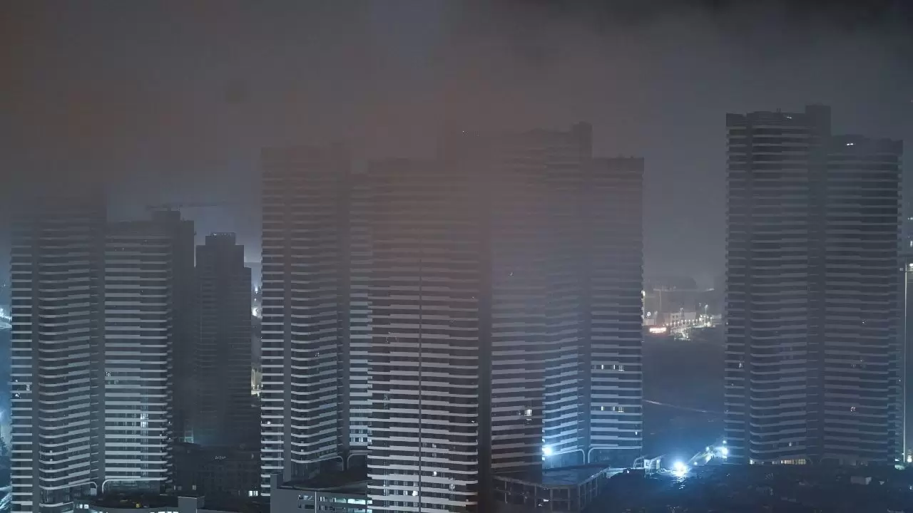 Ankara’da sis kabusu! Çankaya’nın yüksek kesimleri gece görünmez oldu 1