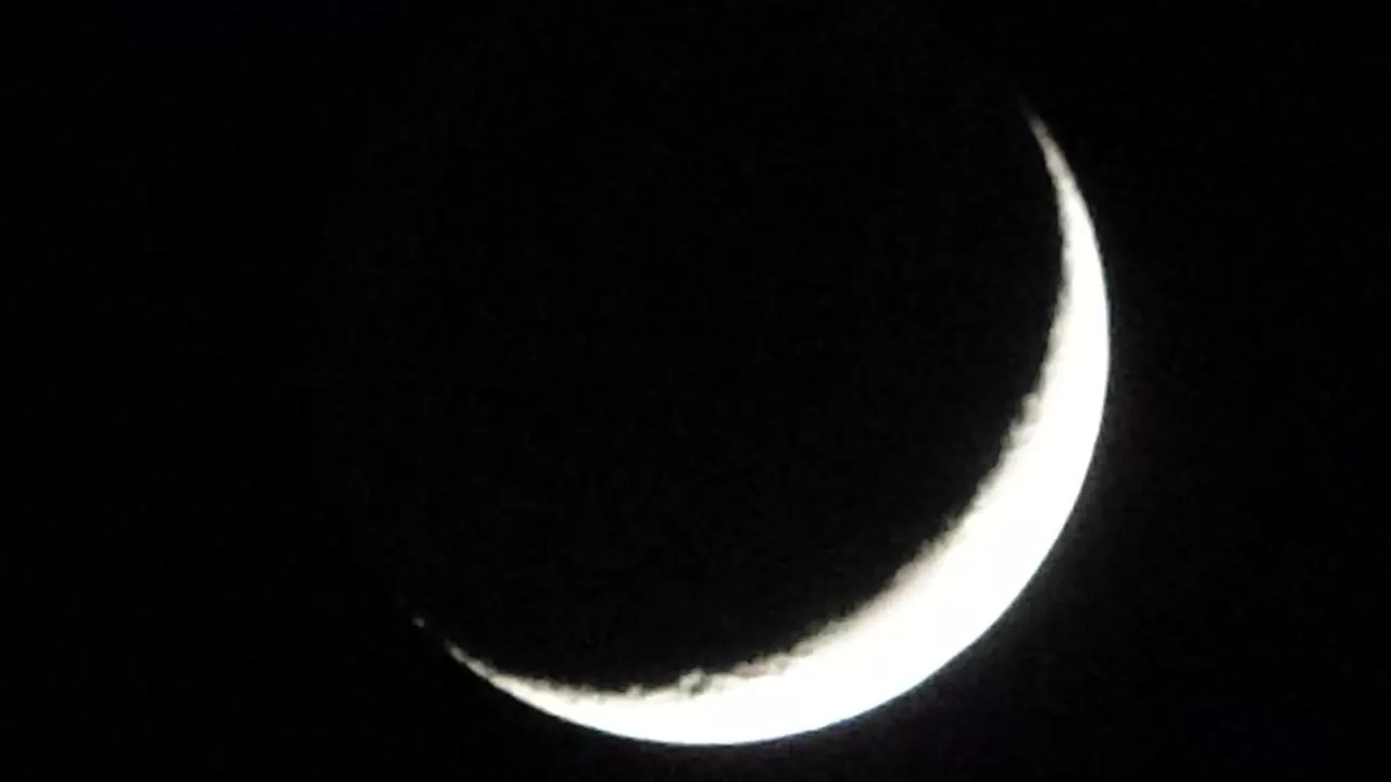 Van semalarında yılın son hilal manzarası 2