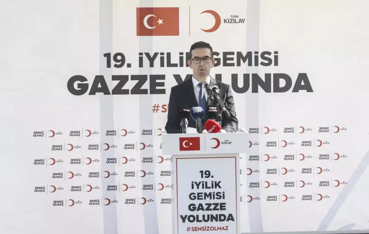 Kızılay'ın 19. Gazze ''İyilik Gemisi'' dualarla yola çıktı 6