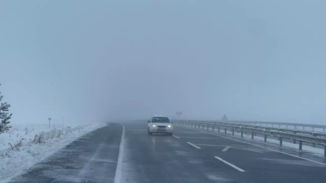 Gökyüzü delinecek! Meteoroloji'den 81 il için 'kırmızı' alarm: O saatte başlıyor, sakın şemsiyesiz çıkmayın! 5