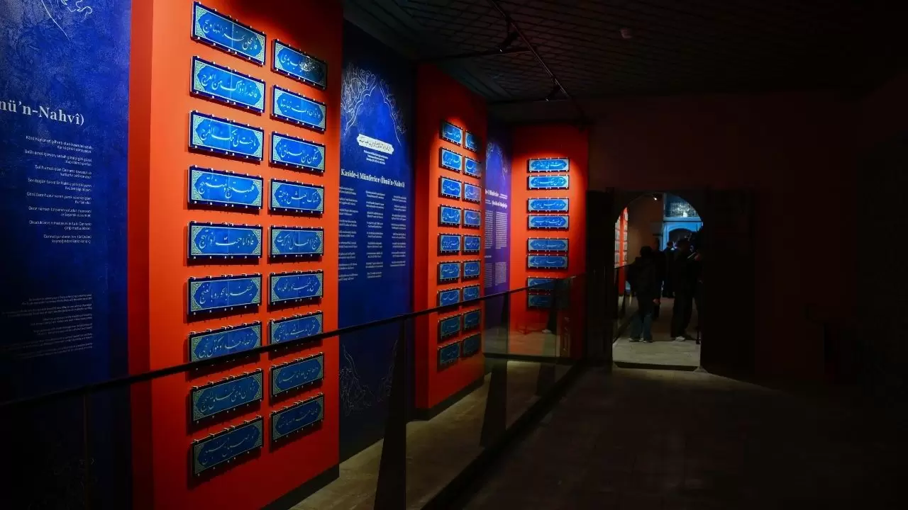 Topkapı Sarayı’nda Osmanlı Çini Sanatının izleri yeni galeriyle sergileniyor 7