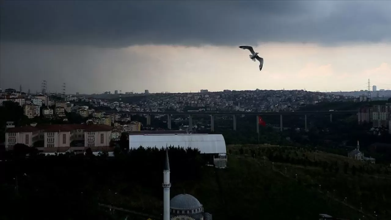 Meteoroloji uyardı! Türkiye genelinde kuvvetli sağanak ve sis geliyor 8