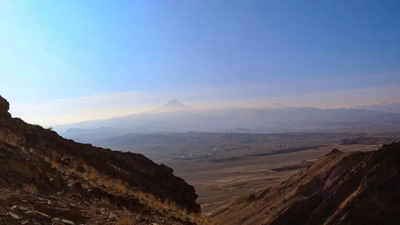 Sis Iğdır’ı esir aldı! Tekelti Dağı gözden kayboldu 3