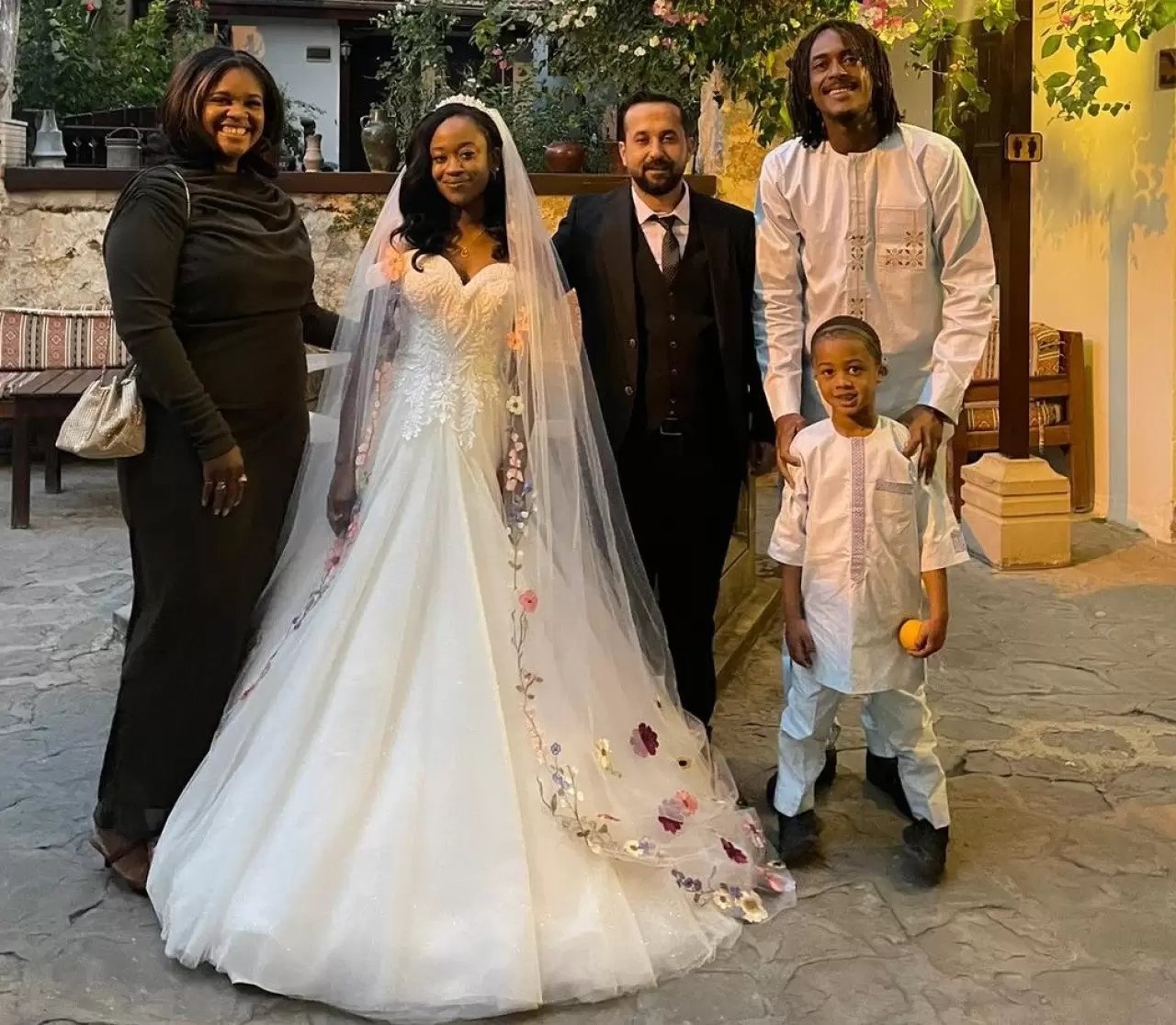 Adana'ya Afrikalı gelin! 1