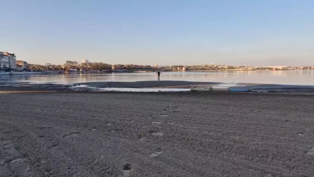 Tekirdağ’da deniz çekildi! Sahilde endişe yaratan görüntüler 2