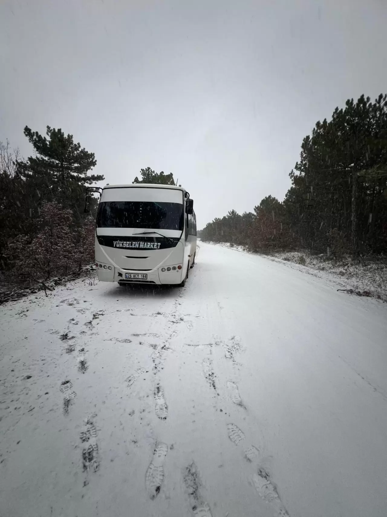 Eskişehir’de kar Türkmendağı eteklerini beyaza boyadı 3