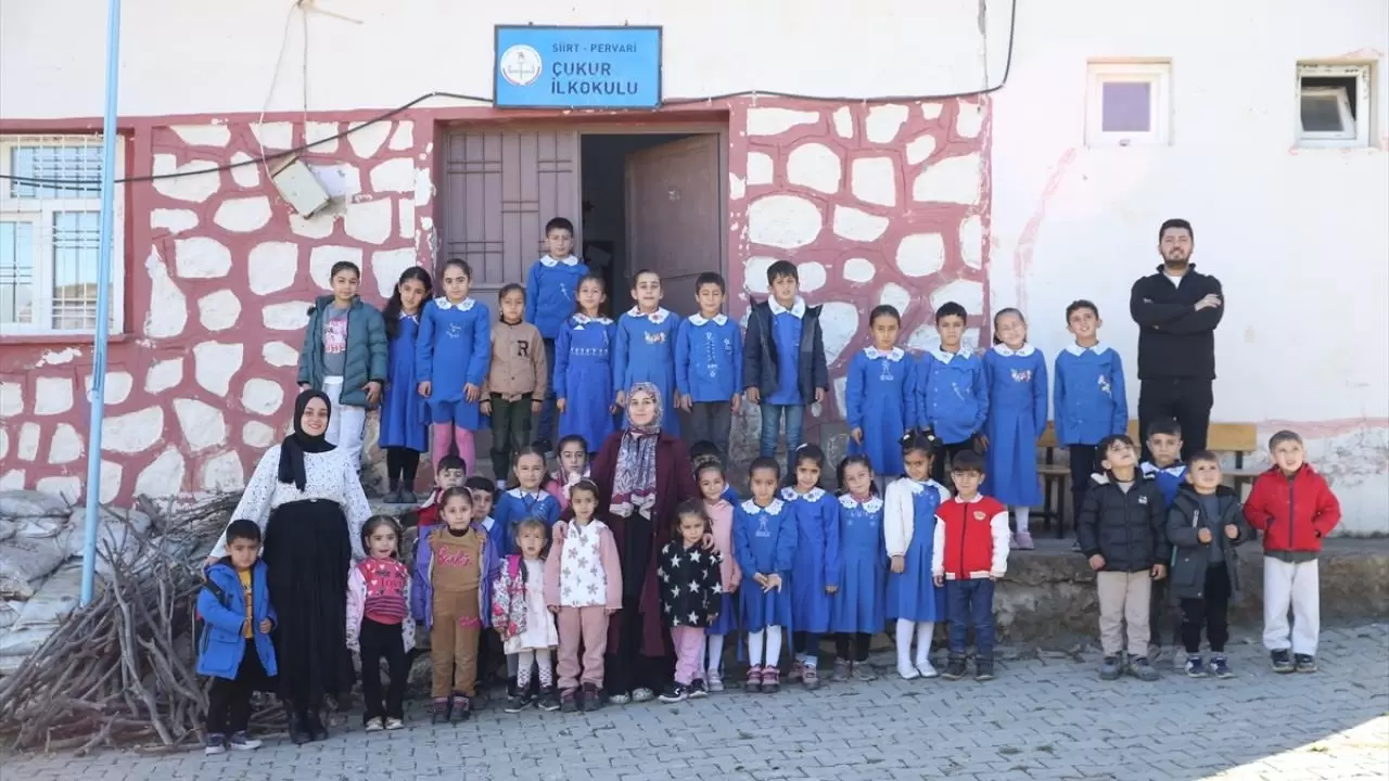 Zorluklara meydan okuyan Çukurköy öğretmenleri: Dağların ardından gelecek aydınlatıyor! 8