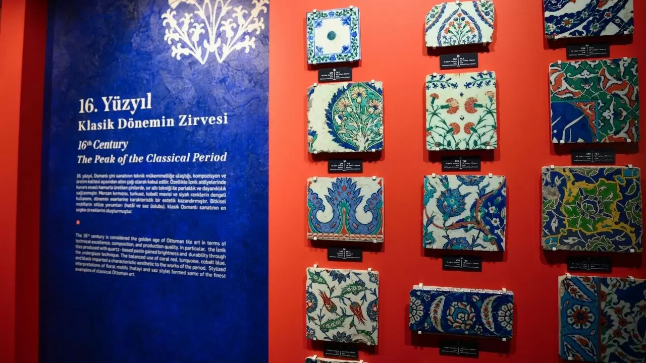 Topkapı Sarayı’nda Osmanlı Çini Sanatının izleri yeni galeriyle sergileniyor 1