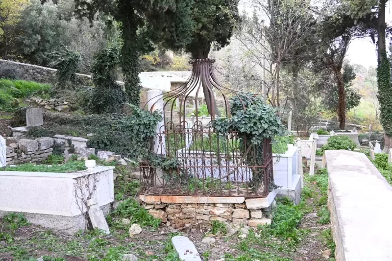 Necip Paşa'nın kabri bulundu 1