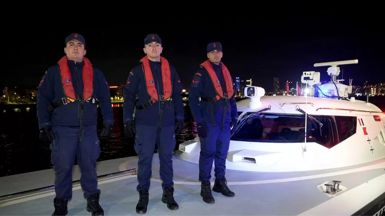 Yeni yıla Ege’de alarm! Sahil Güvenlik’ten 7/24 güvenlik mesajı 6