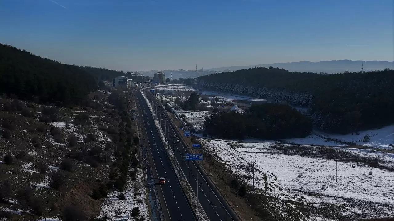 Kar sonrası güneş sürprizi! Bolu Gerede’de kartpostallık görüntüler 3