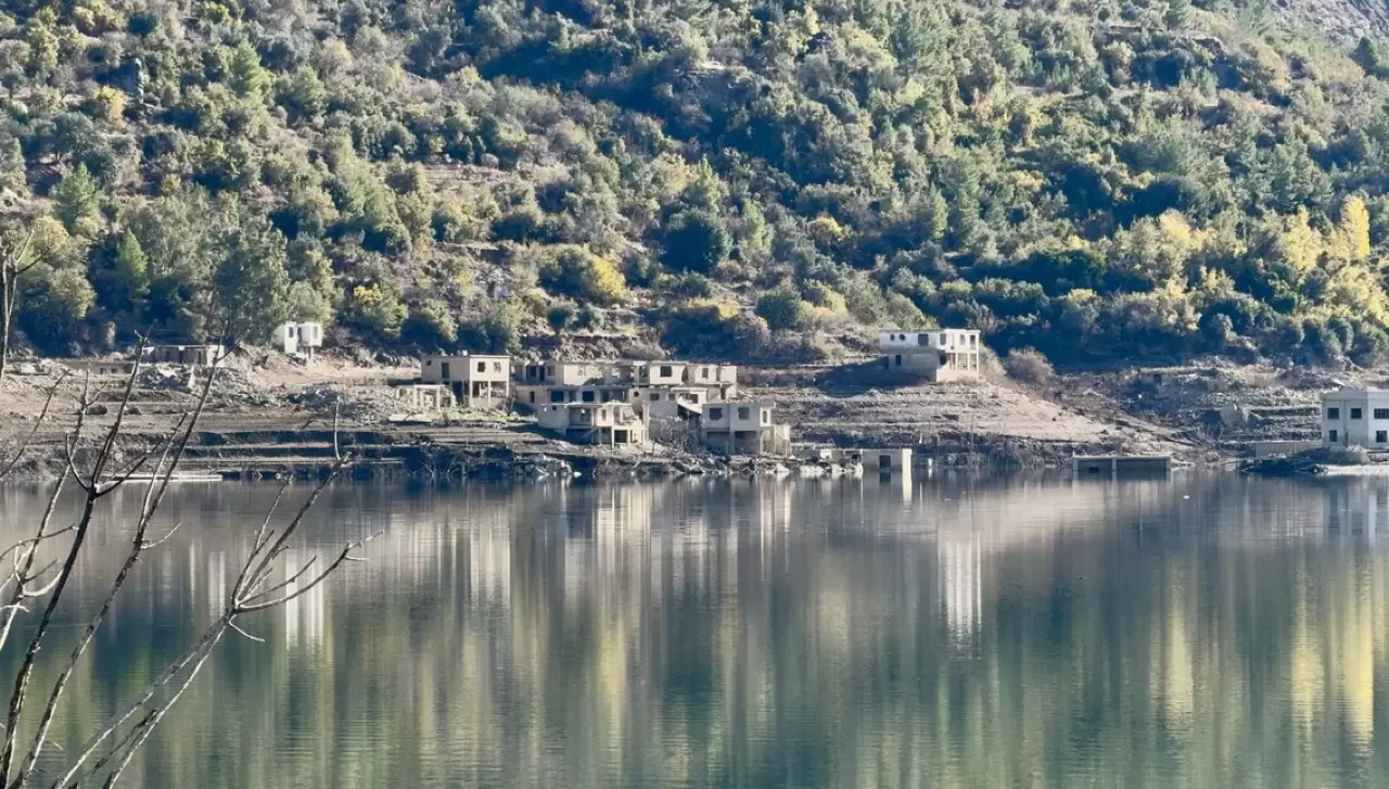 11 yıl önceki 'hayalet köy' geri döndü 5