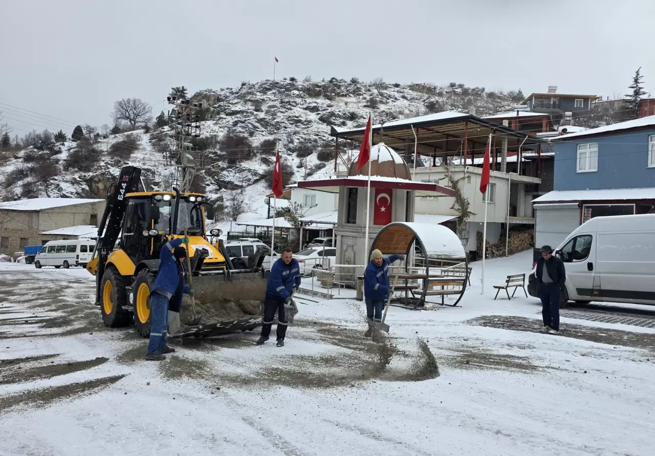 Adana'nın Pozantı ilçesinde muhteşem kar manzarası 4