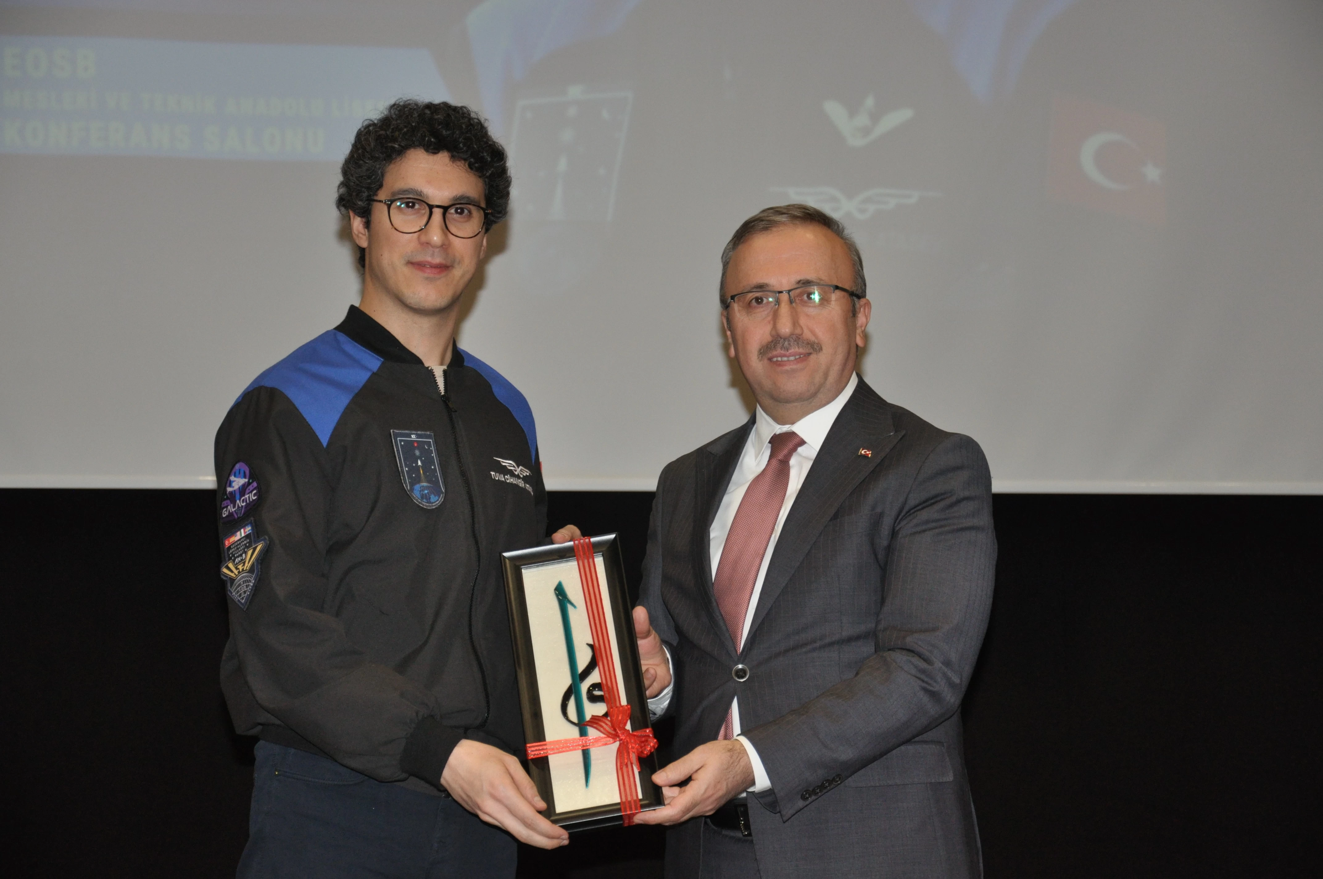 Astronot Tuva Cihangir Atasever, Eskişehir'de öğrencilerle buluştu 4