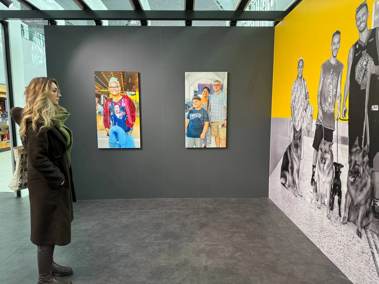 "İGA'nın Yüzleri/Bastığım Yerdeyim" fotoğraf sergisi, İstanbul Havalimanı'nda açıldı 1