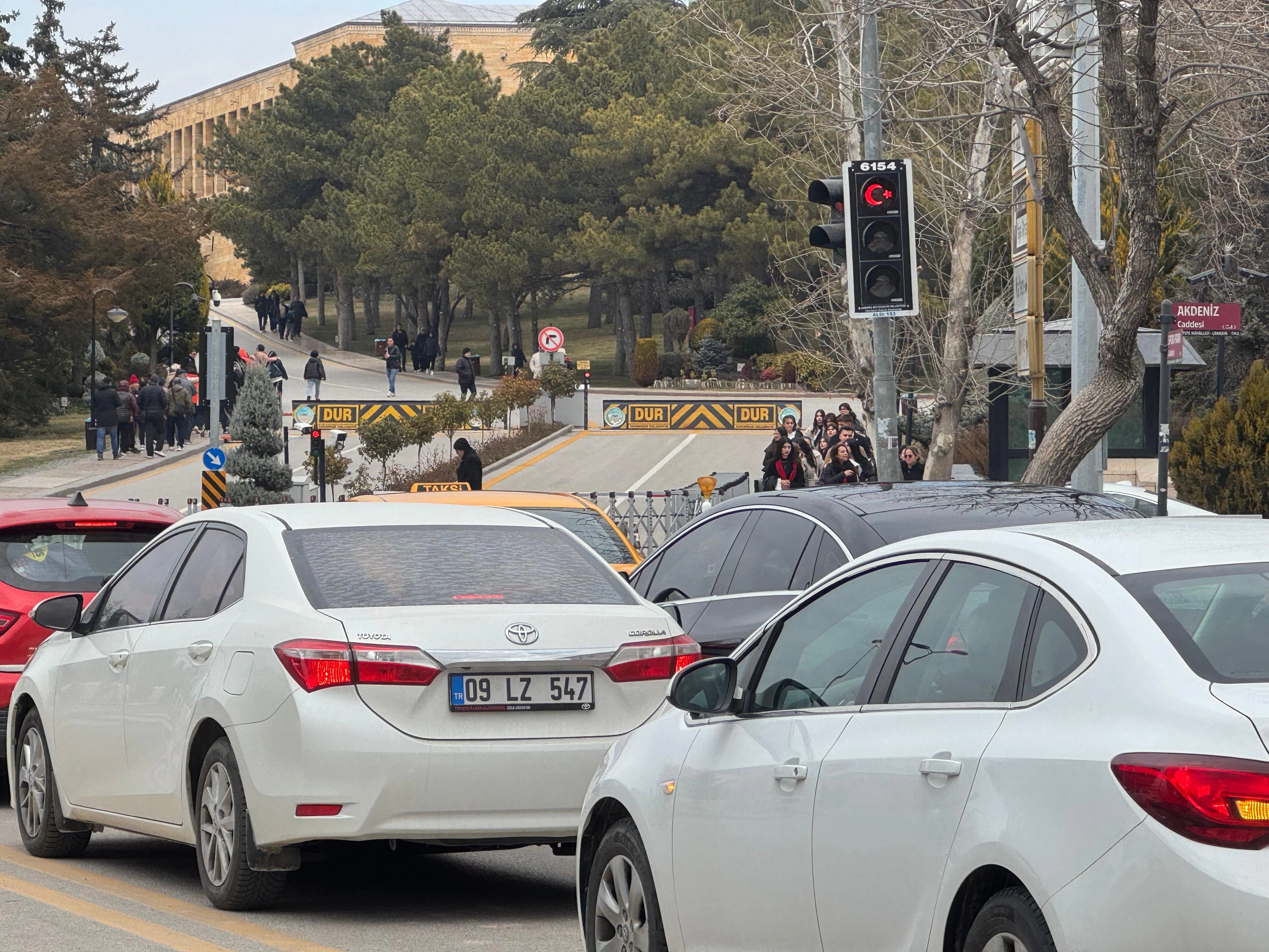 Anıtkabir çevresinde "ay-yıldızlı" trafik ışıkları yanıyor 2