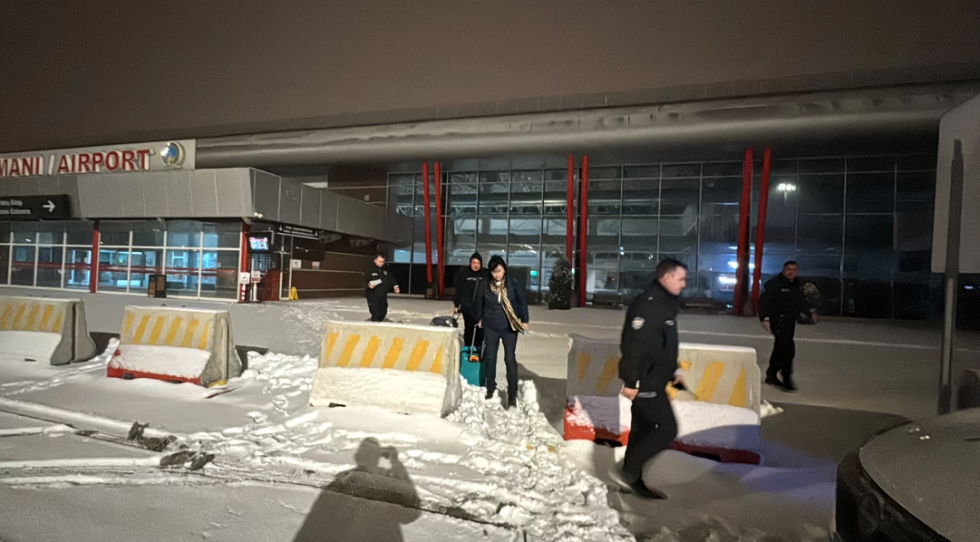 Havada kaos! Pilot kavgacıları yol ortasında bıraktı! 4