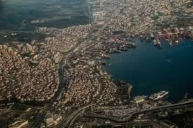İstanbul'un bir ilçesi 57 ilden daha kalabalık 3