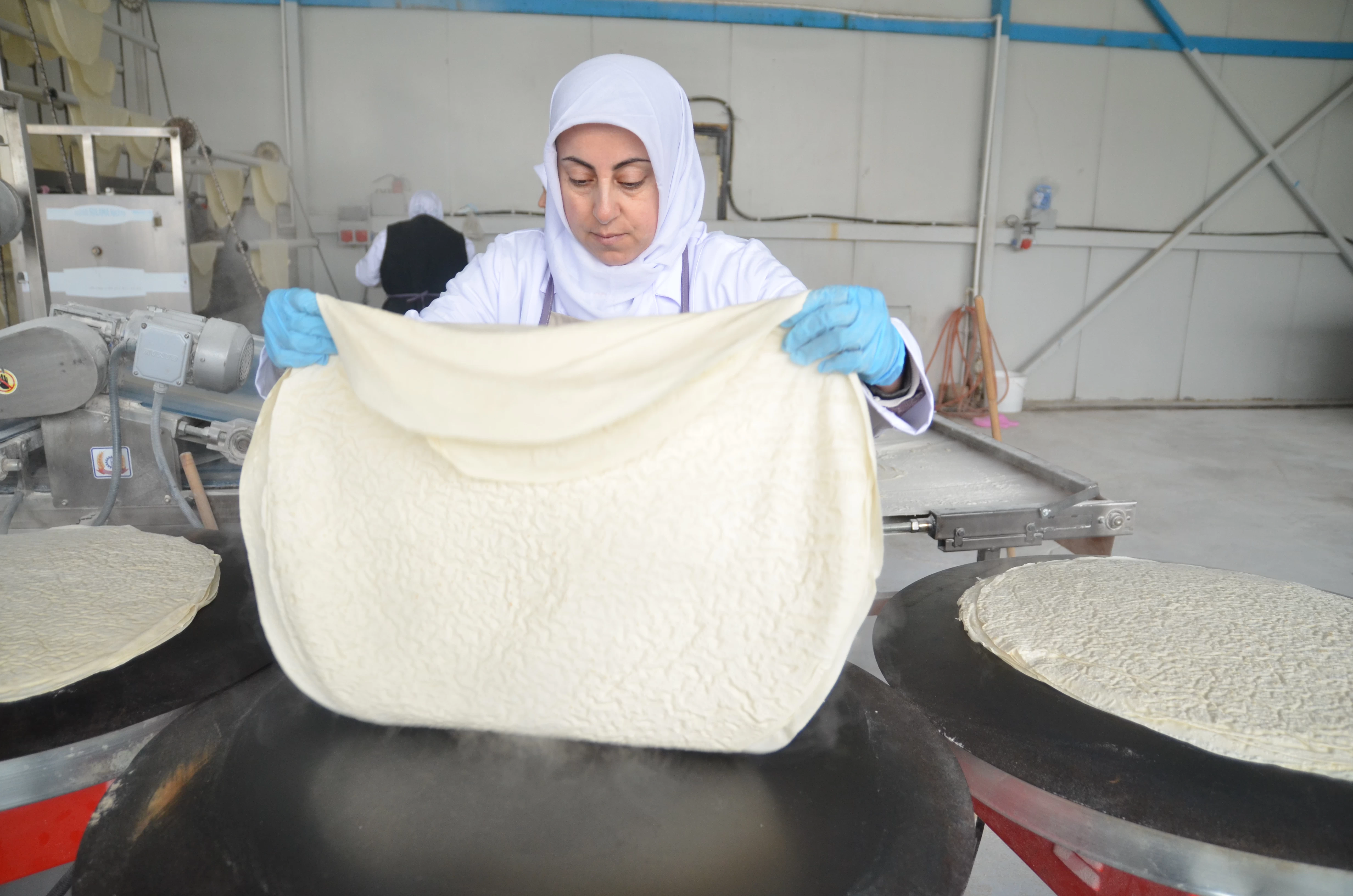 Konyalı kadınların kooperatif ürünleri zincir market raflarında 1