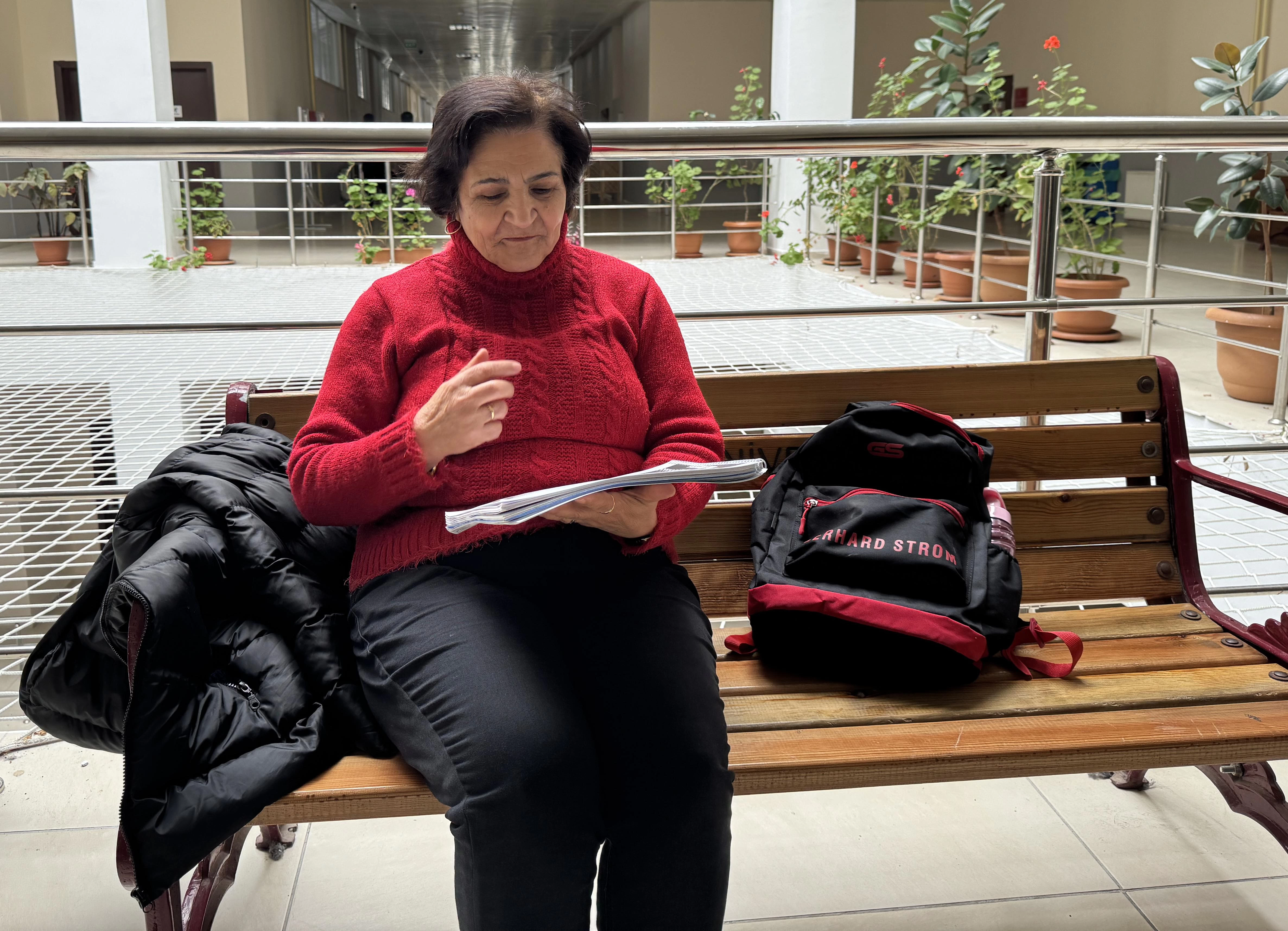 70 yaşındaki Menşure teyzenin, uzun yıllar süren hayali gerçeğe dönüştü 1