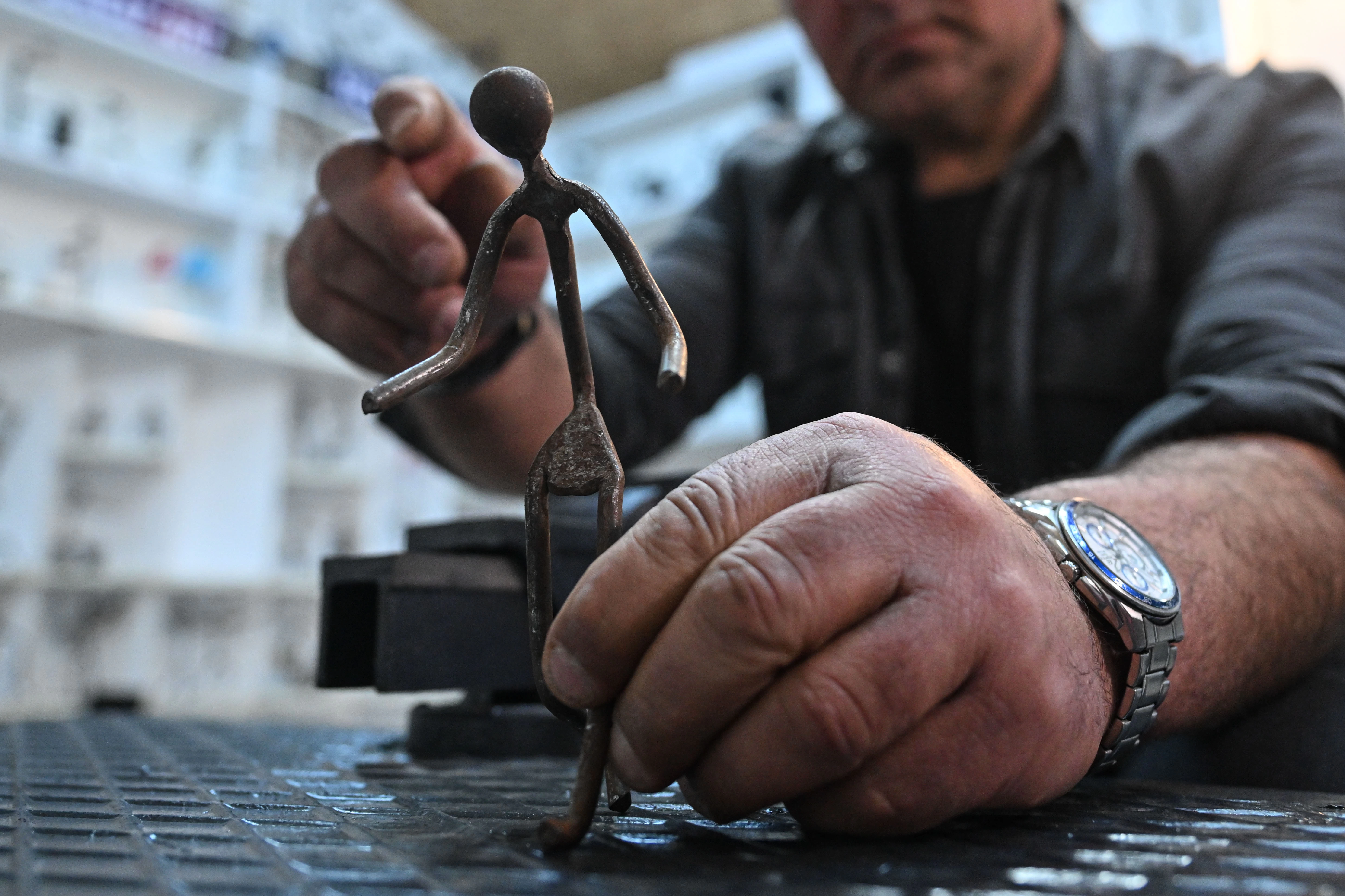 Demir ustası işini sanata dönüştürdü 1