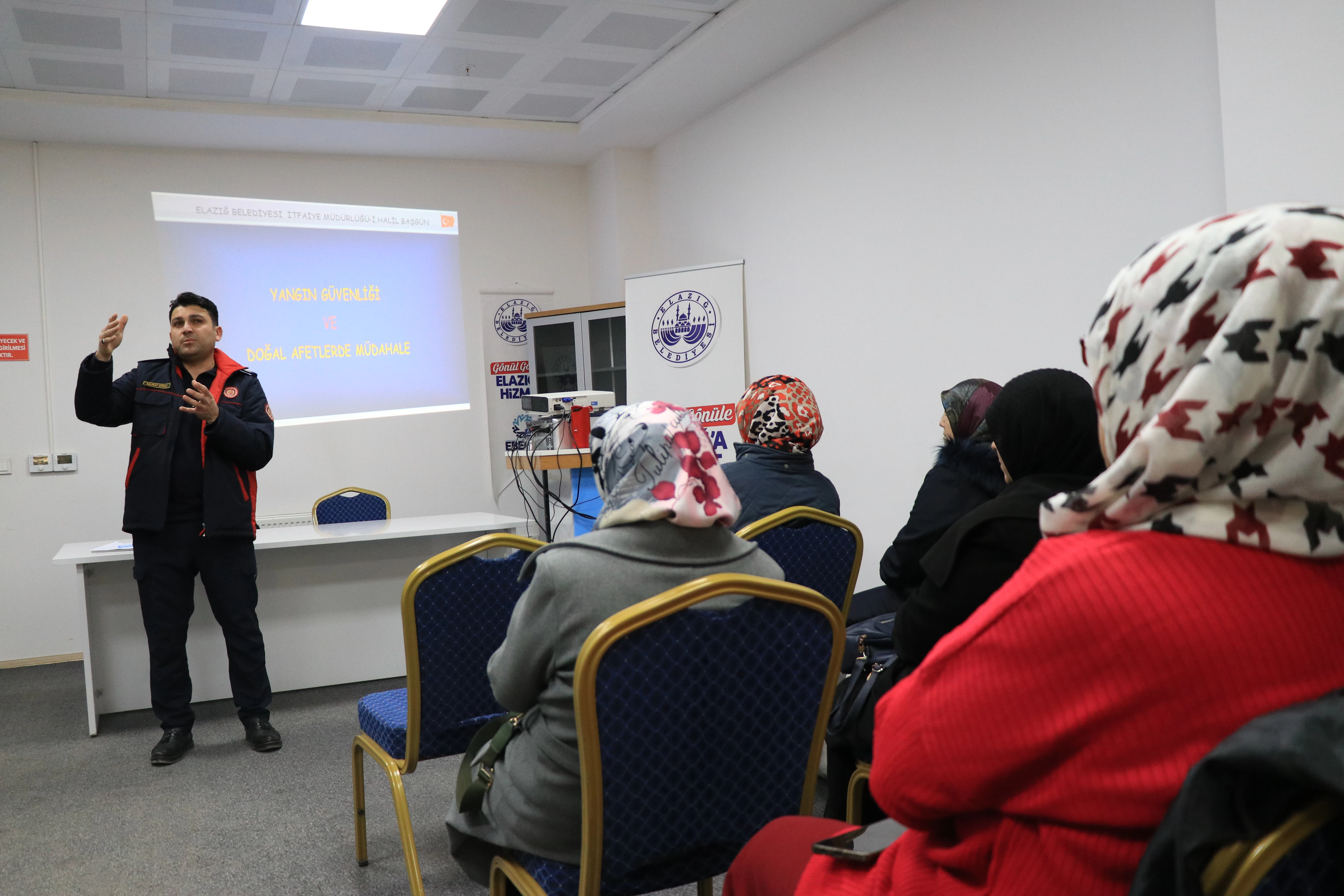 Elazığlı anneler, yangınlara karşı eğitim alıyor 1