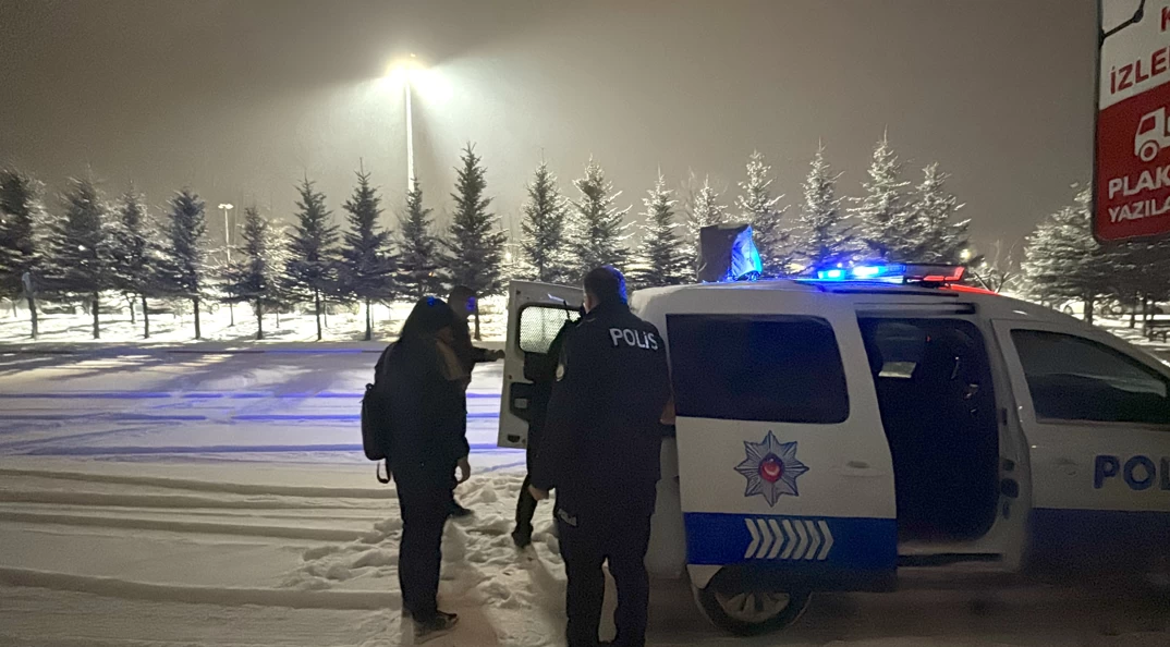 Havada kaos! Pilot kavgacıları yol ortasında bıraktı! 1