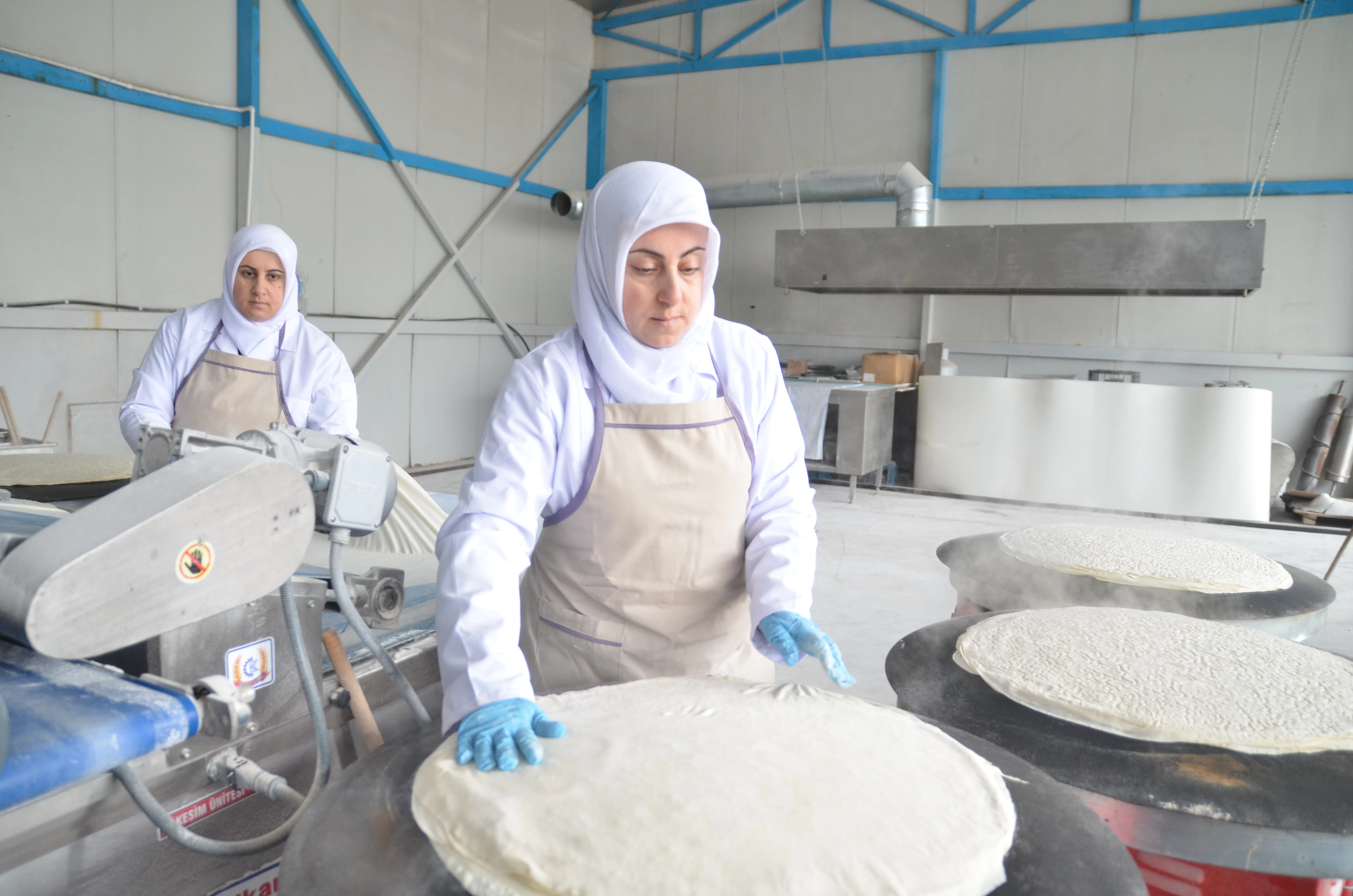 Konyalı kadınların kooperatif ürünleri zincir market raflarında 5