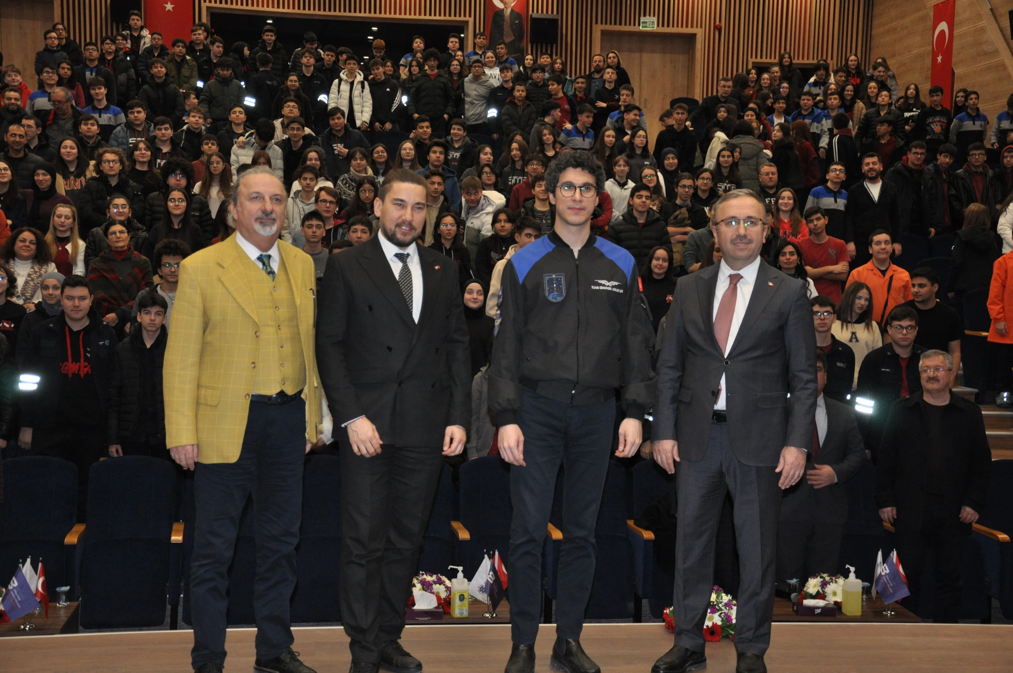 Astronot Tuva Cihangir Atasever, Eskişehir'de öğrencilerle buluştu 5