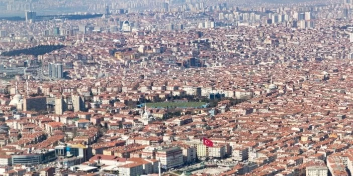 İstanbul'un bir ilçesi 57 ilden daha kalabalık 8