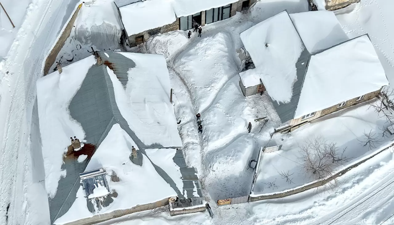 Süphan Dağı eteğinde kar hayatı zorluyor: Köylüler kara karşı mücadele ediyor 5