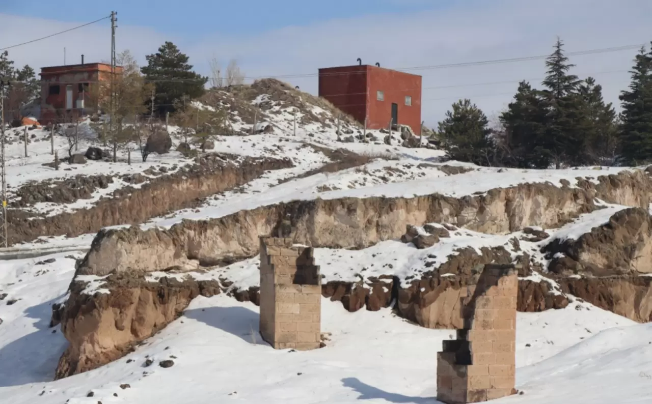 Kayseri’nin tarihi ve doğal güzellikleri kar altında kartpostallık manzaraya dönüştü 1