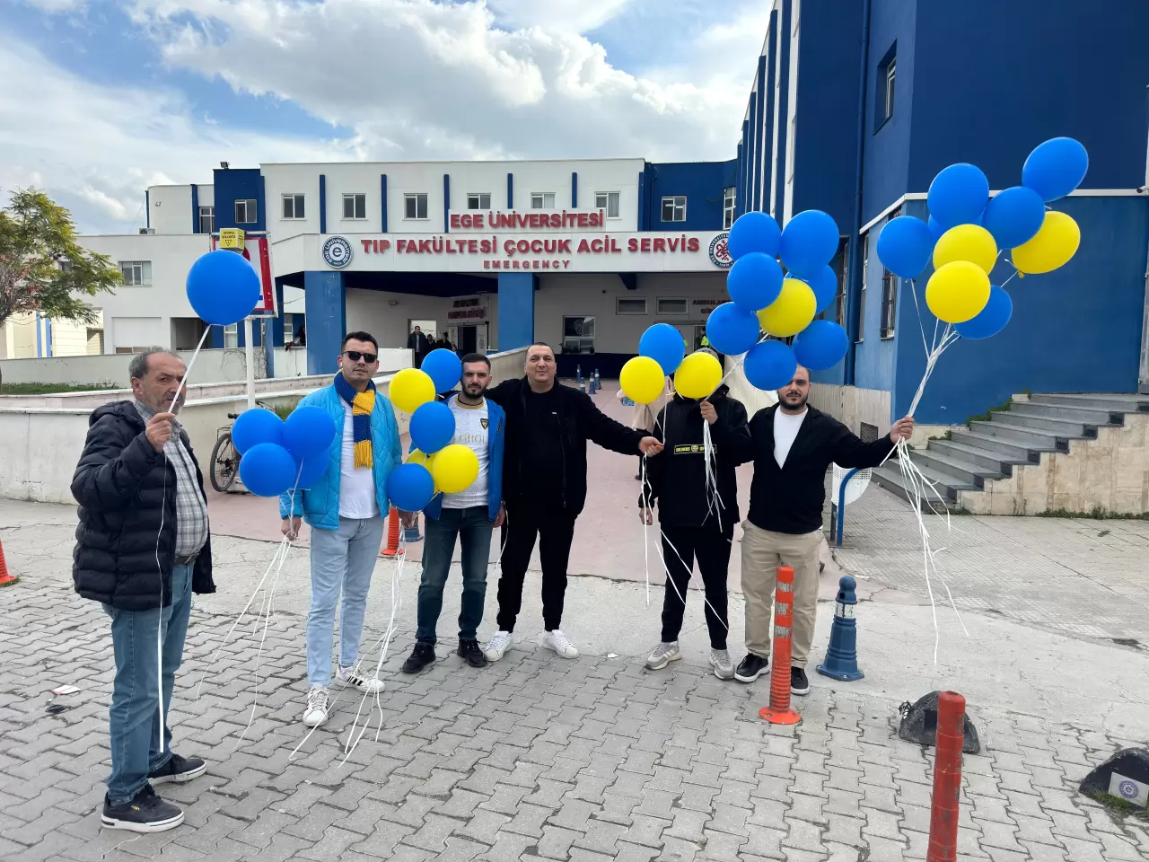 3 yaşındaki Afra için gökyüzüne umut balonları uçtu 6