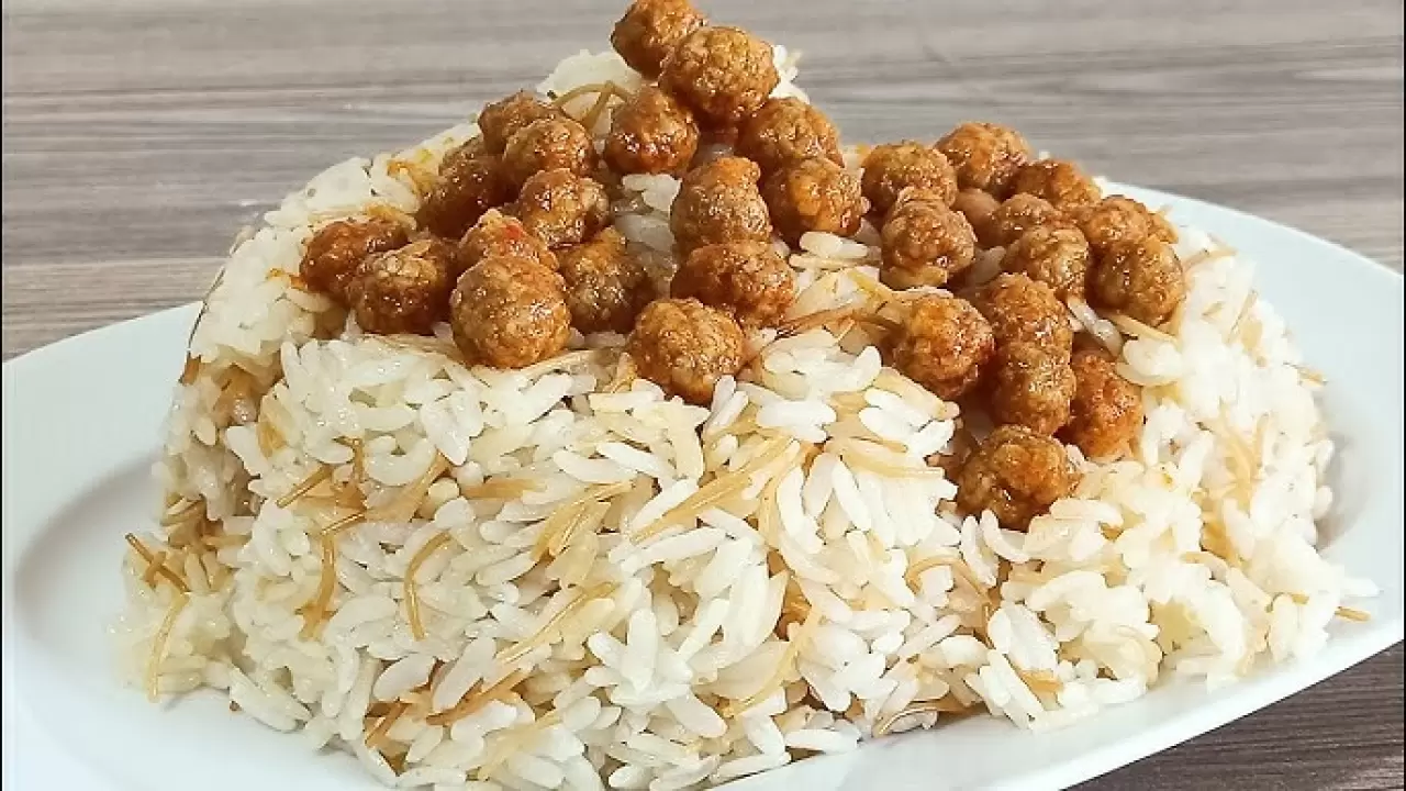 Pirinç pilavını tane tane yapan tüyo; Ayrıca pilav bembeyaz parlak oluyor 4