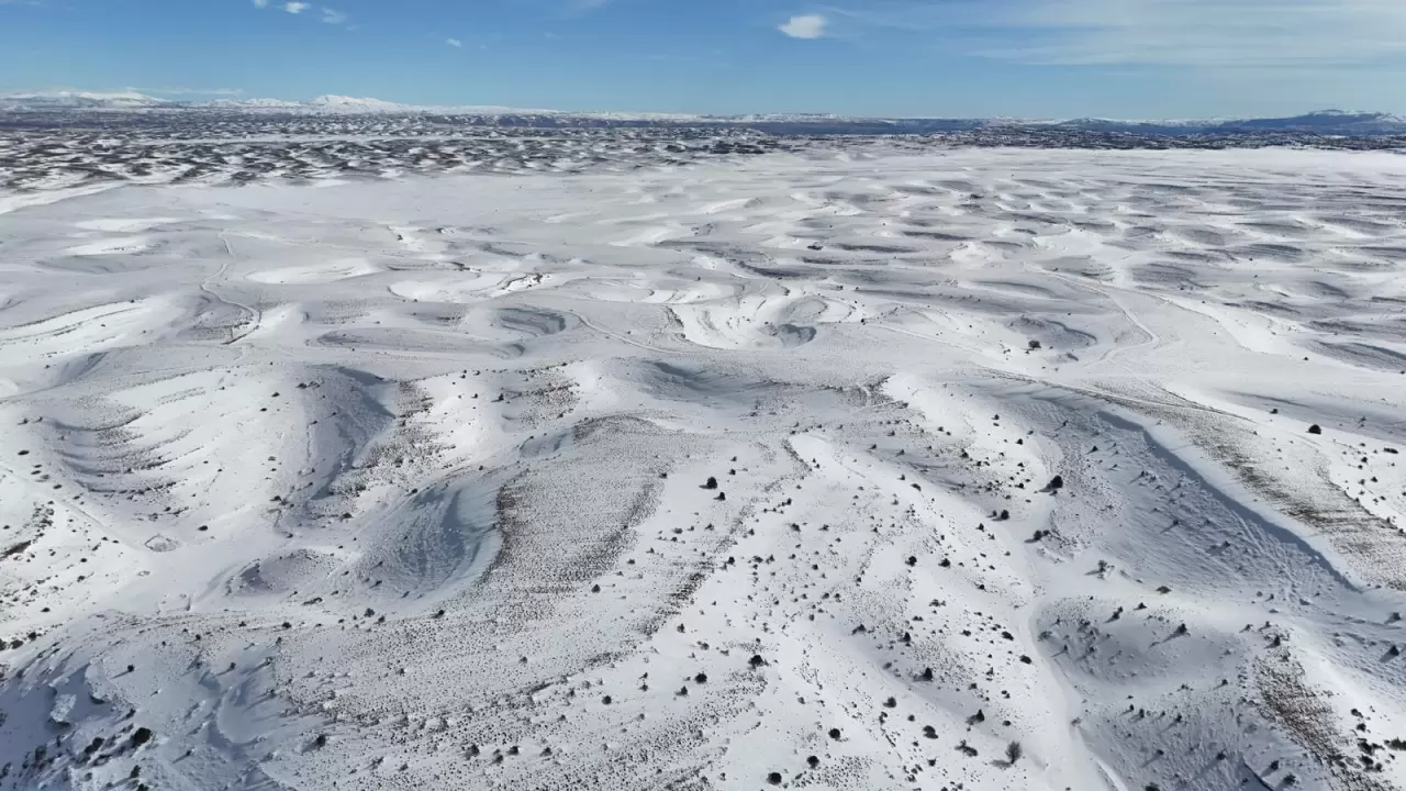 Karaman’da köyler beyaza büründü, kartpostallık görüntüler oluştu 4