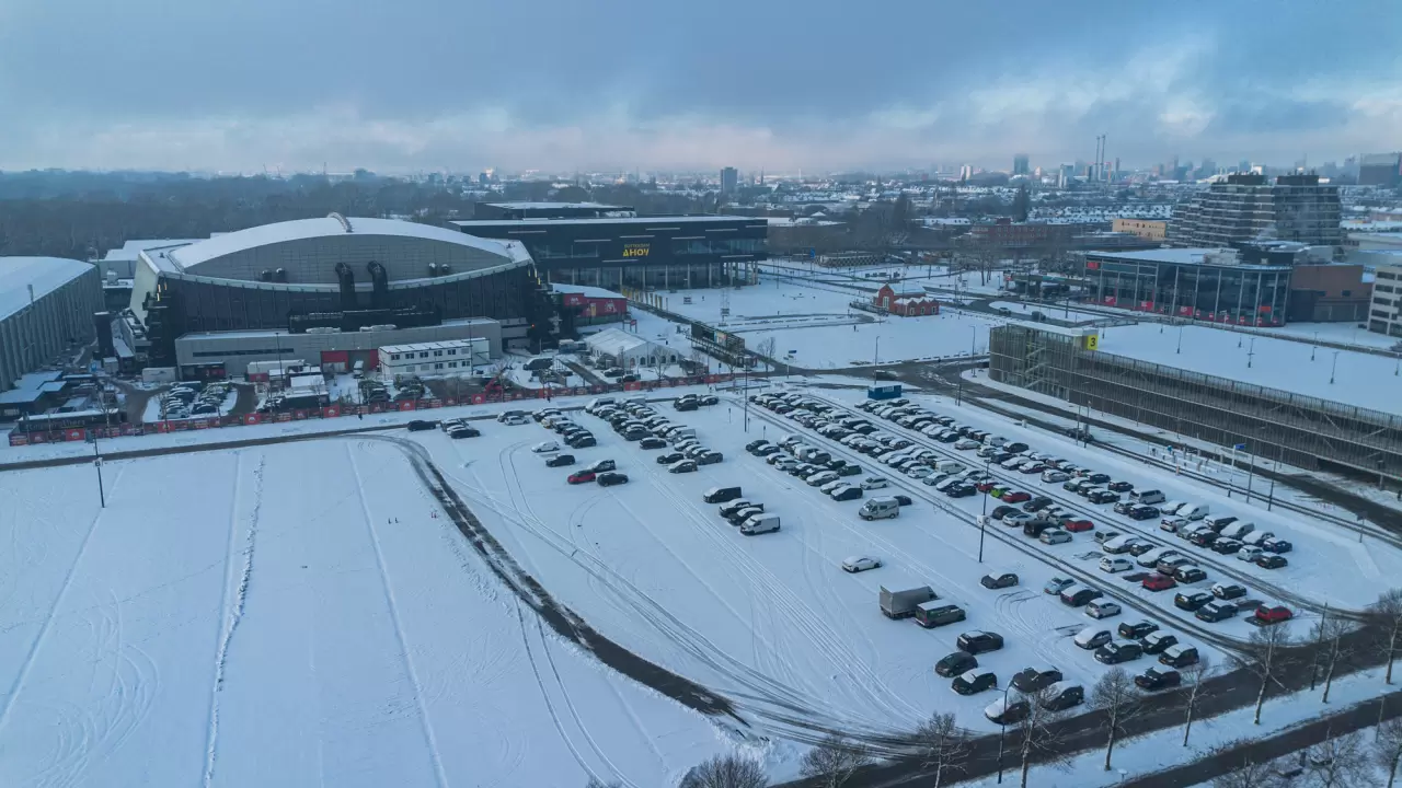 Hollanda’yı kış fırtınası vurdu! Ulaşım aksadı 4