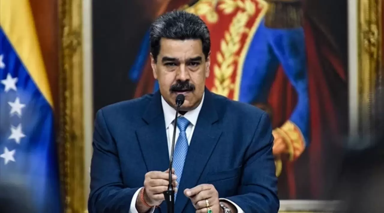 Karakas bombalandı, Maduro ABD’ye götürüldü: Dünya ayağa kalktı! Maduro'nun kaçırıldıktan sonra son görüntüsü ortaya çıktı 6