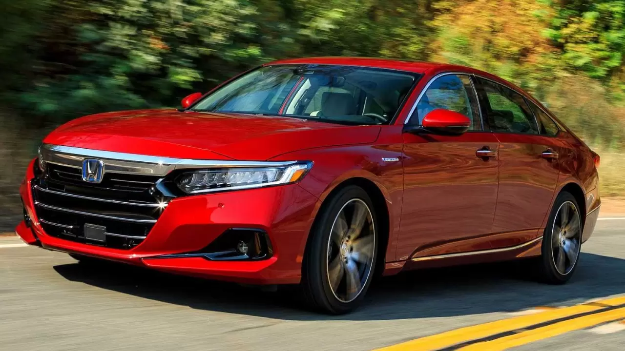 Sanayinin yolunu unutturan 4 otomobil; Türkiye’de piyasası tutmayan 2 marka da var. 8