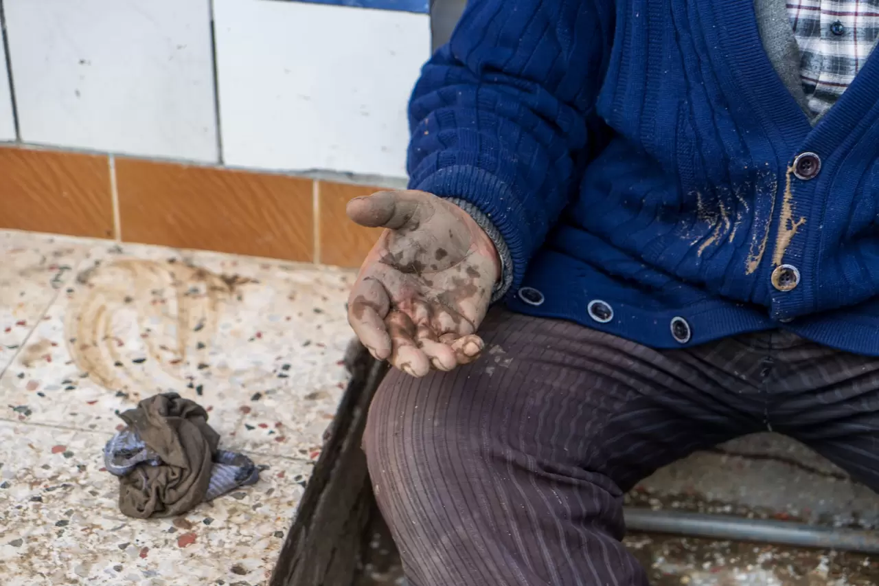 Otomobiller dereye uçtu, tarım arazileri göle döndü! 5
