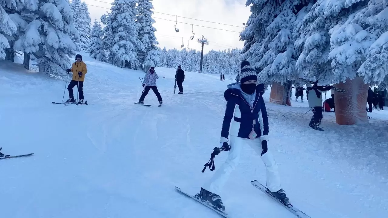 Zirvede fiyat uçurumu: Geceliği 42 bin TL’lik oteller ve poşetle kayan öğrenciler 3